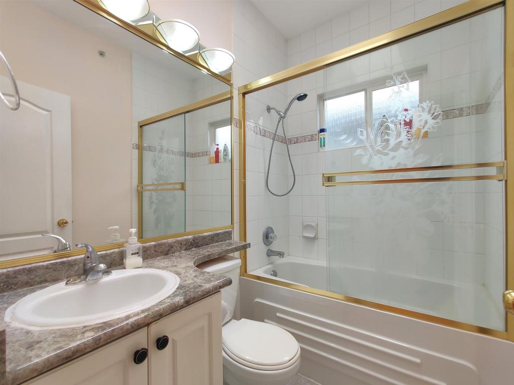 Listing Image for R3090779