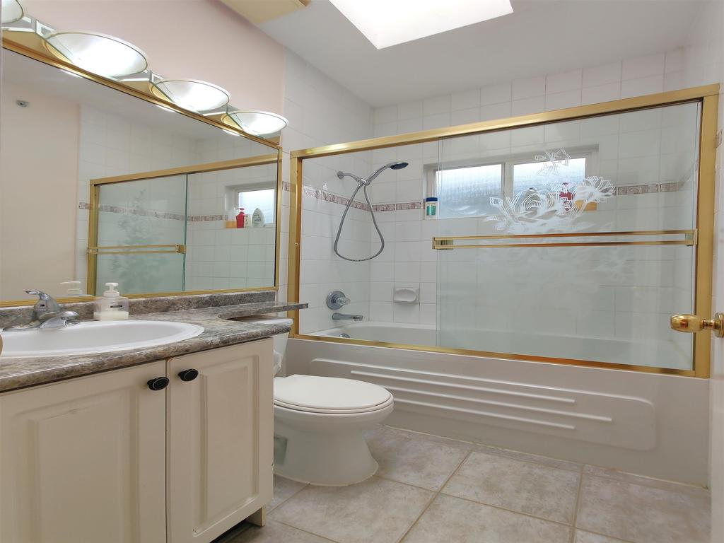 Listing Image for R3090779