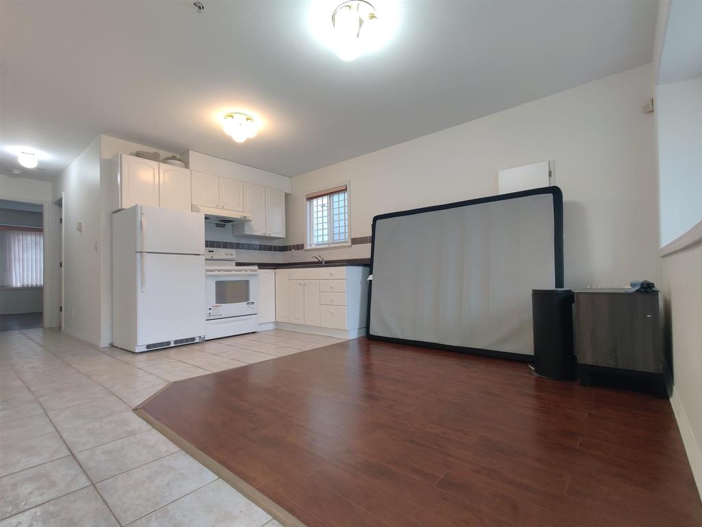 Listing Image for R3090779
