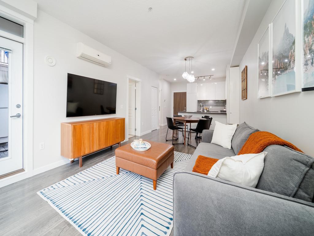 Listing Image for R3090789