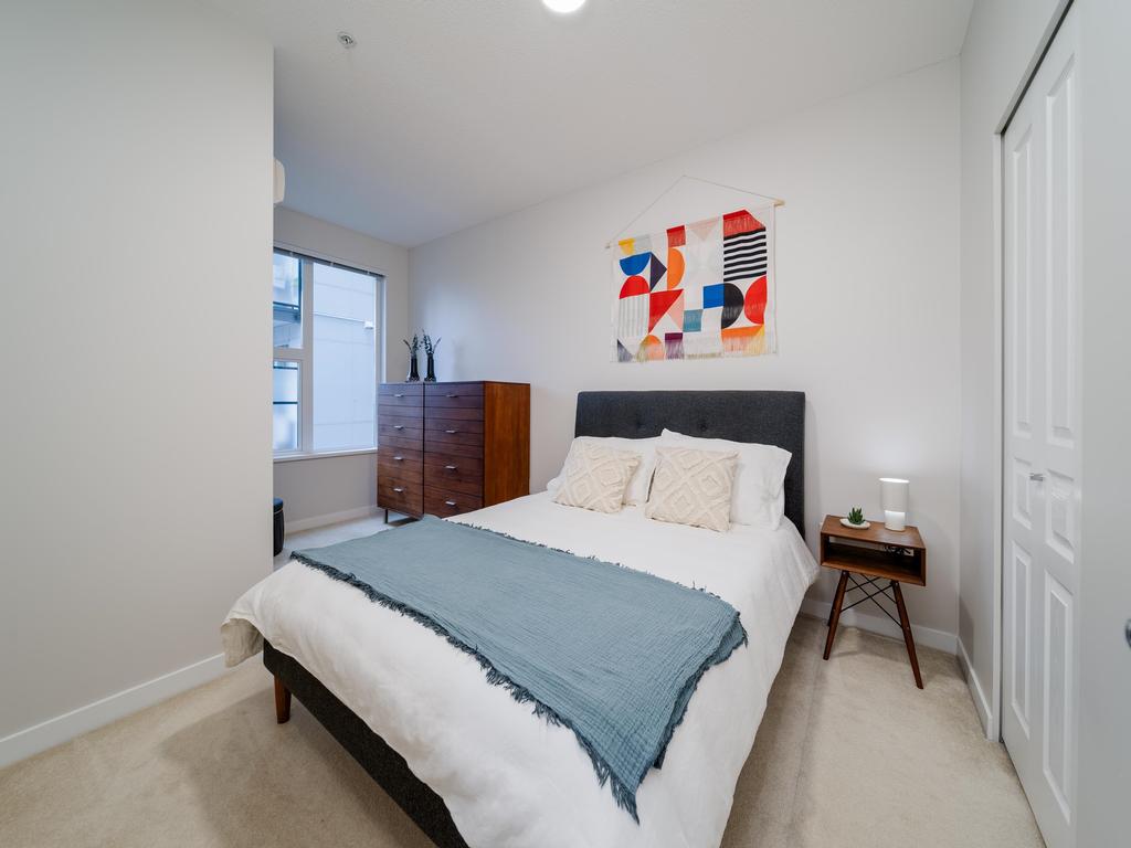 Listing Image for R3090789