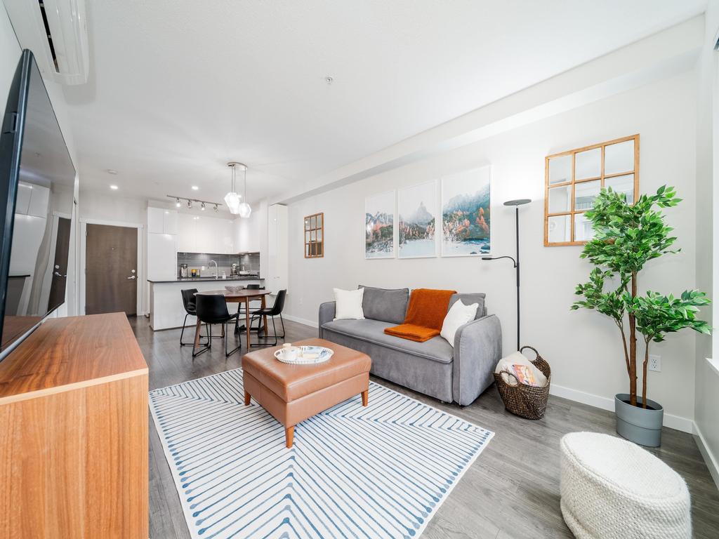 Listing Image for R3090789