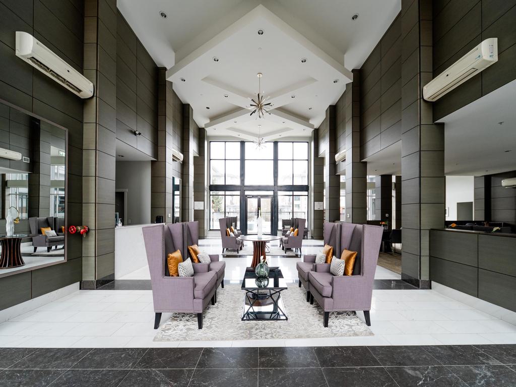 Listing Image for R3090789