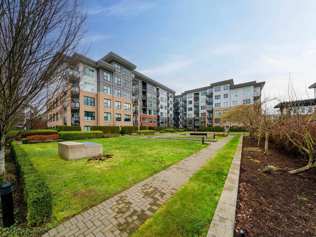 Listing Image for R3090789