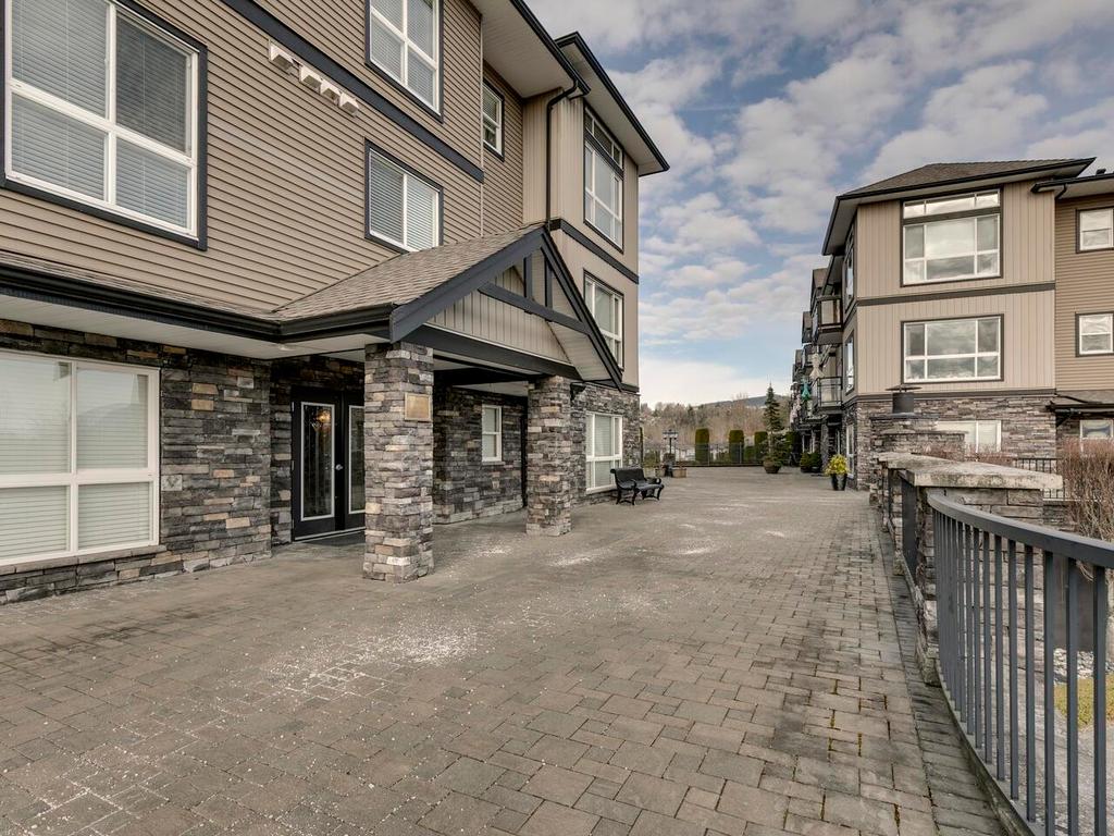 Listing Image for R3090794