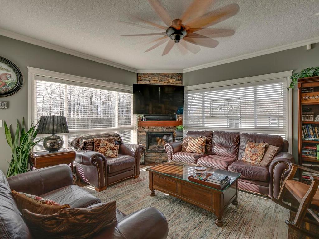 Listing Image for R3090794