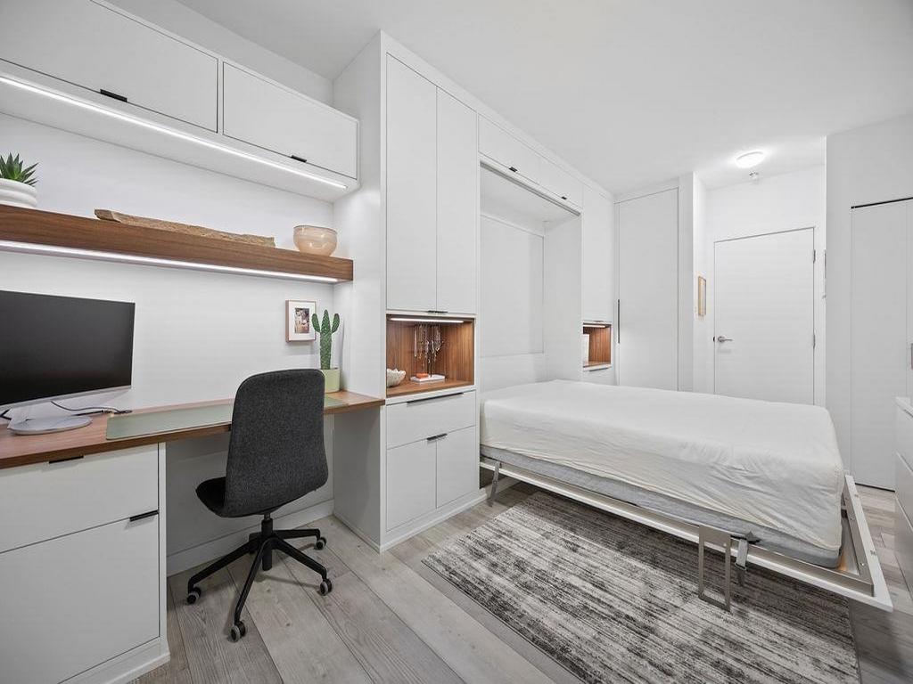 Listing Image for R3090796