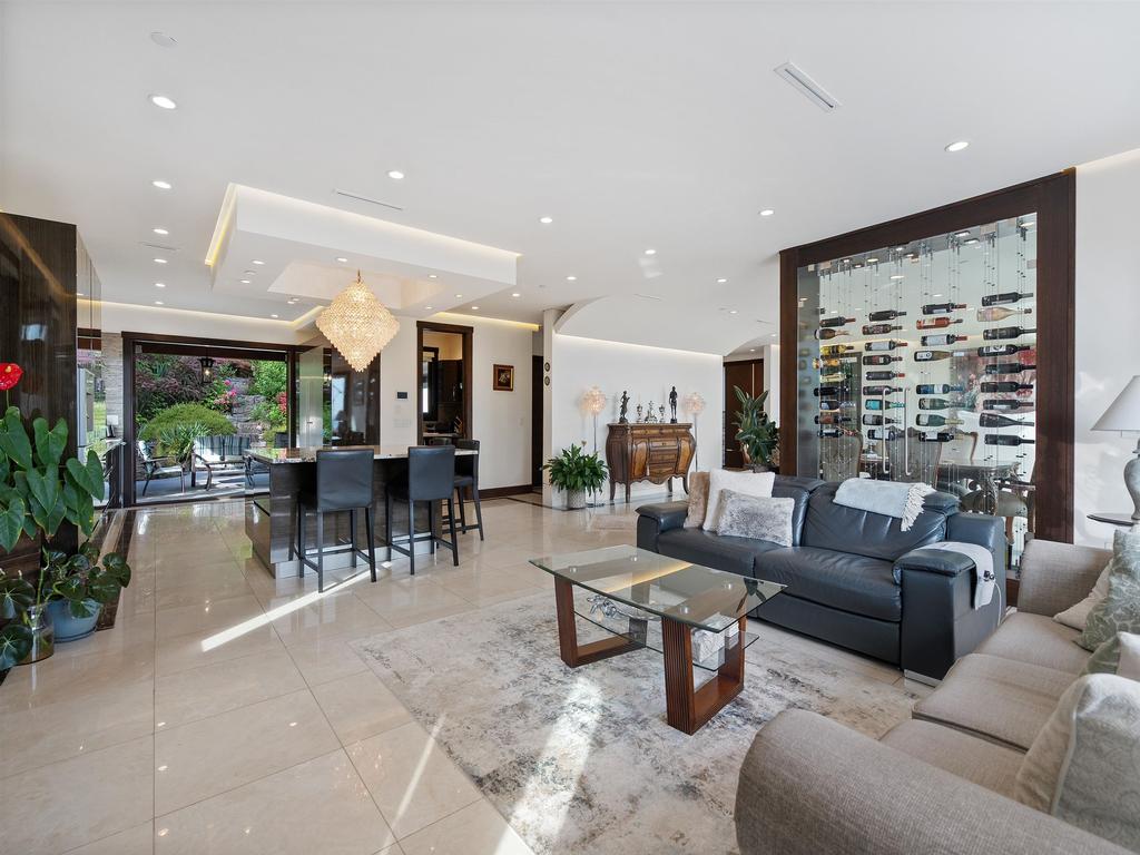 Listing Image for R3090803