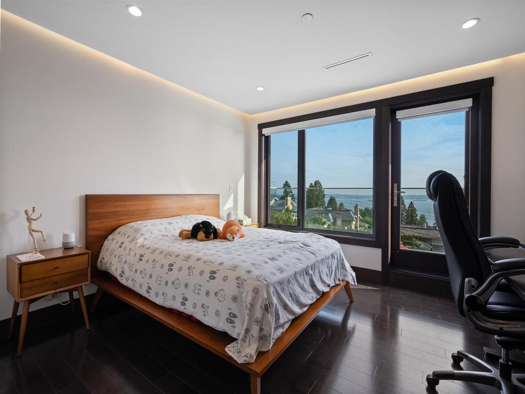 Listing Image for R3090803