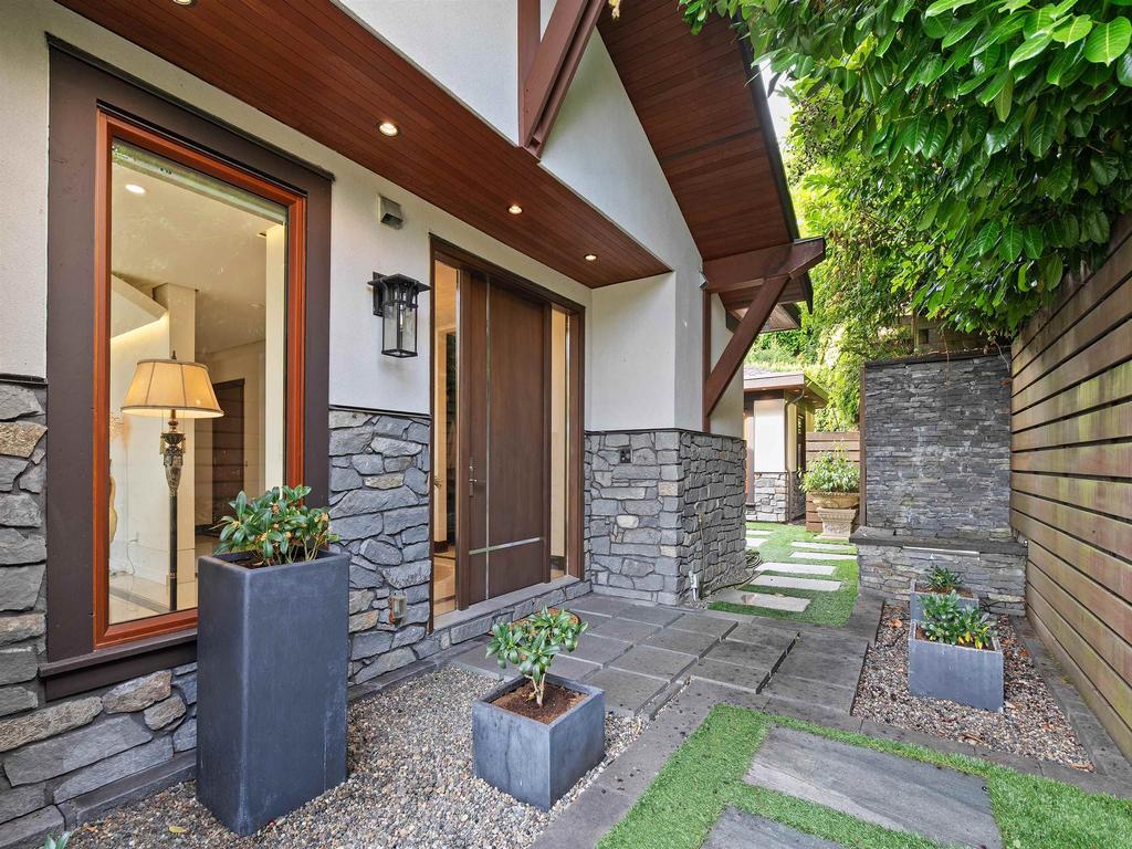 Listing Image for R3090803