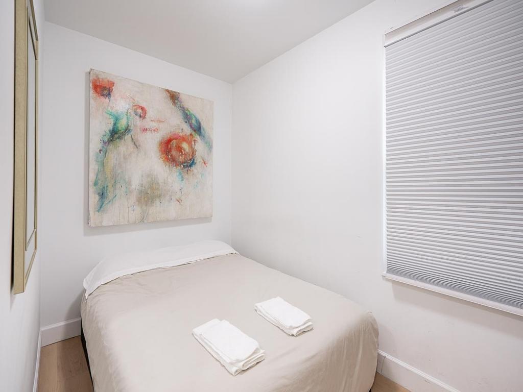 Listing Image for R3090814