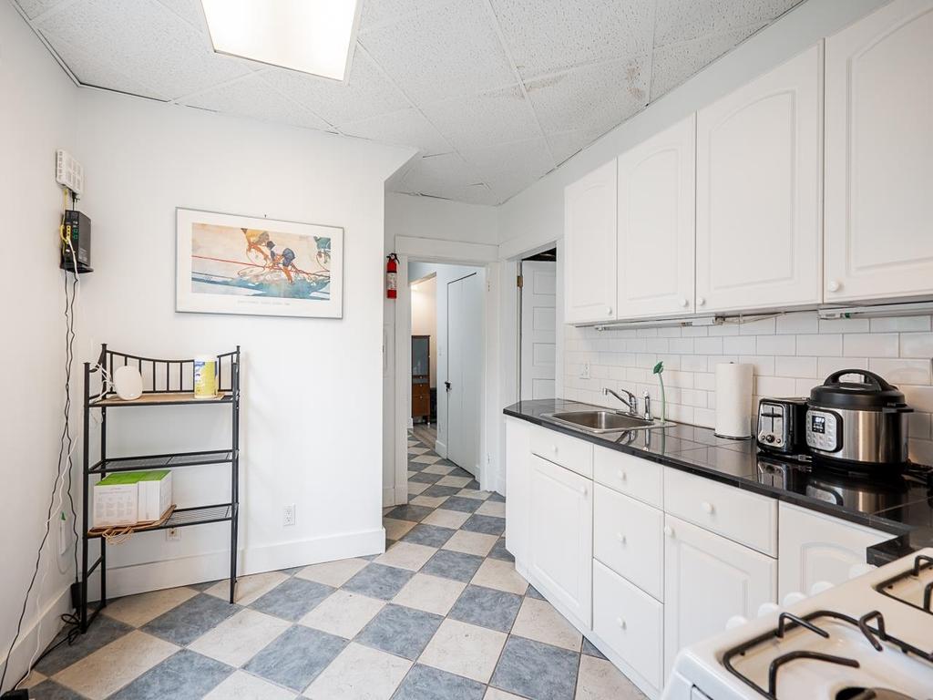 Listing Image for R3090814