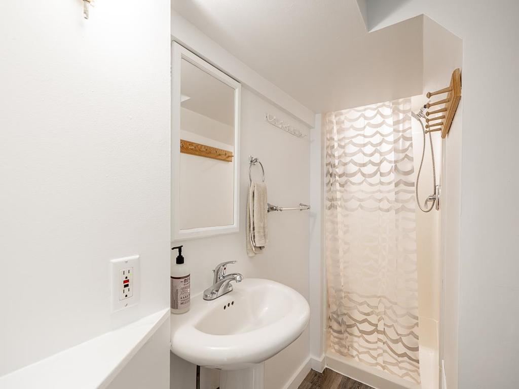 Listing Image for R3090814