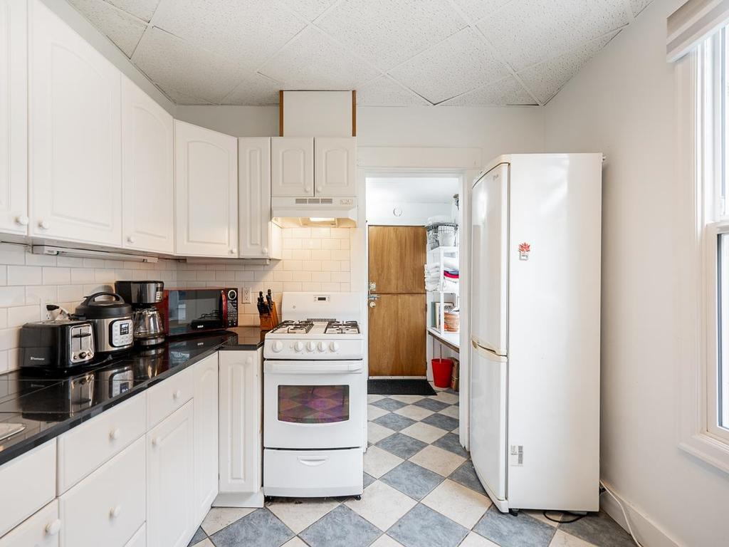 Listing Image for R3090814