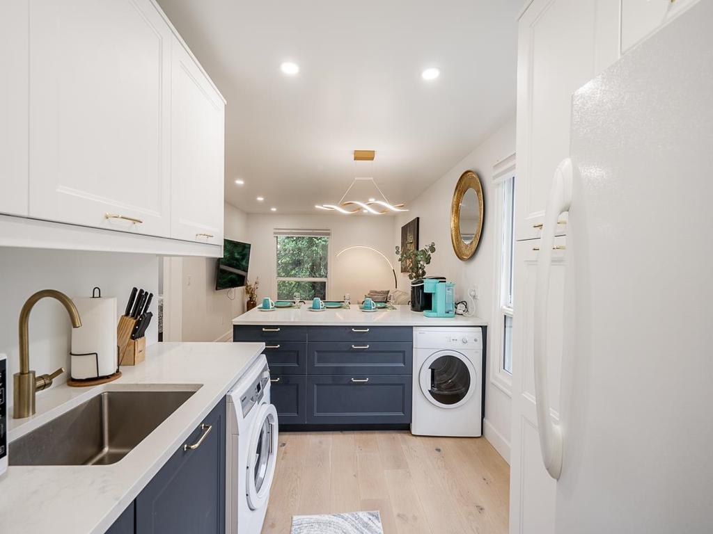 Listing Image for R3090814