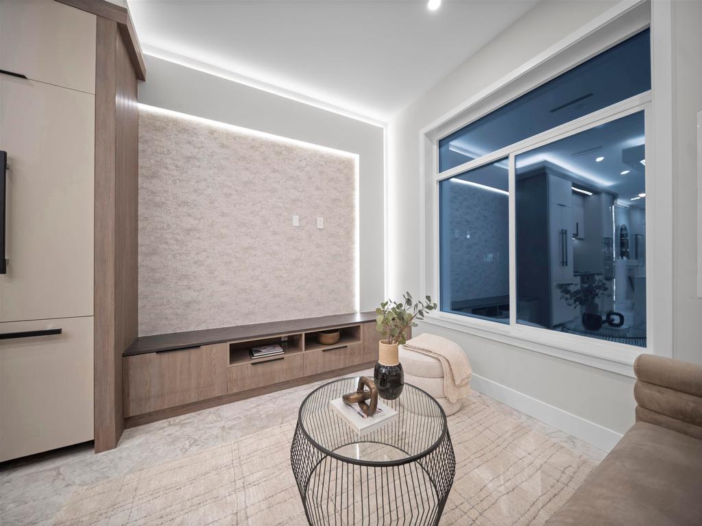 Listing Image for R3090816