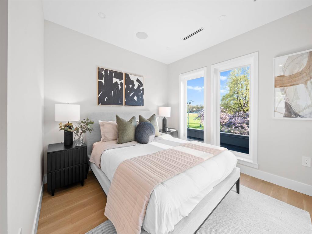 Listing Image for R3090816