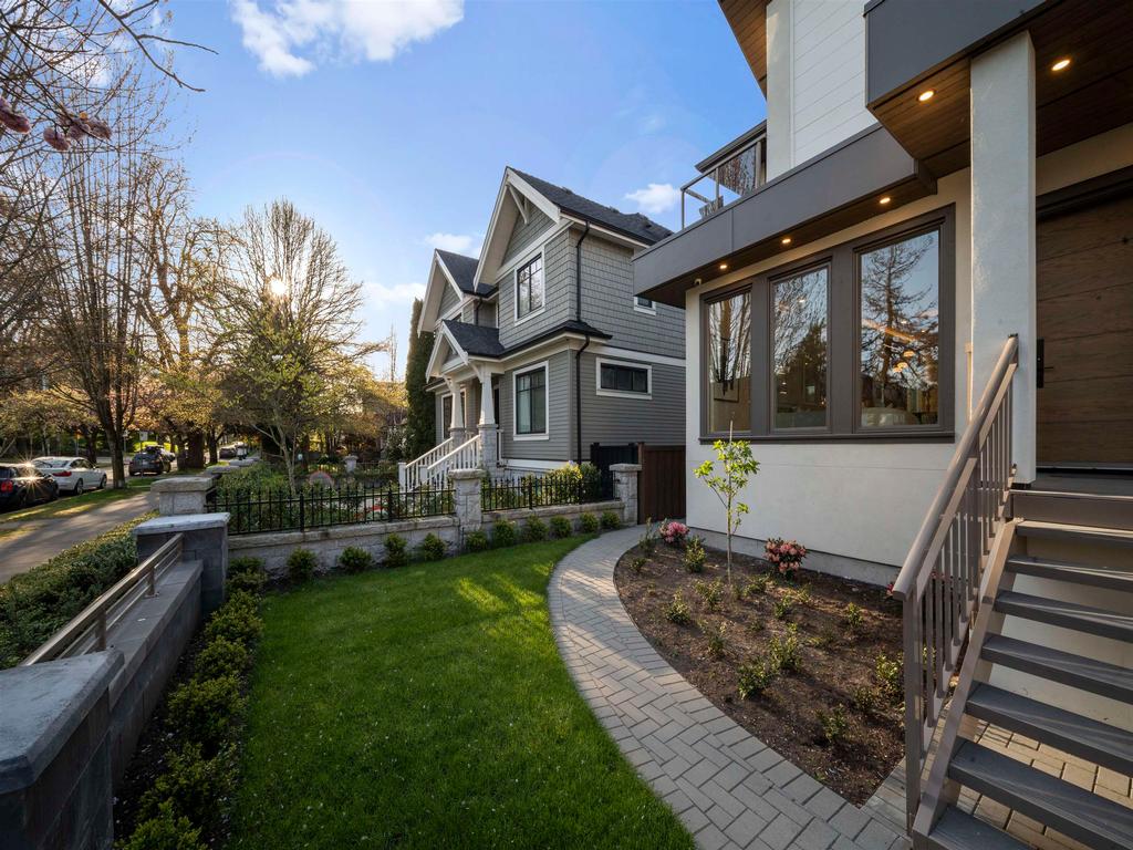 Listing Image for R3090816