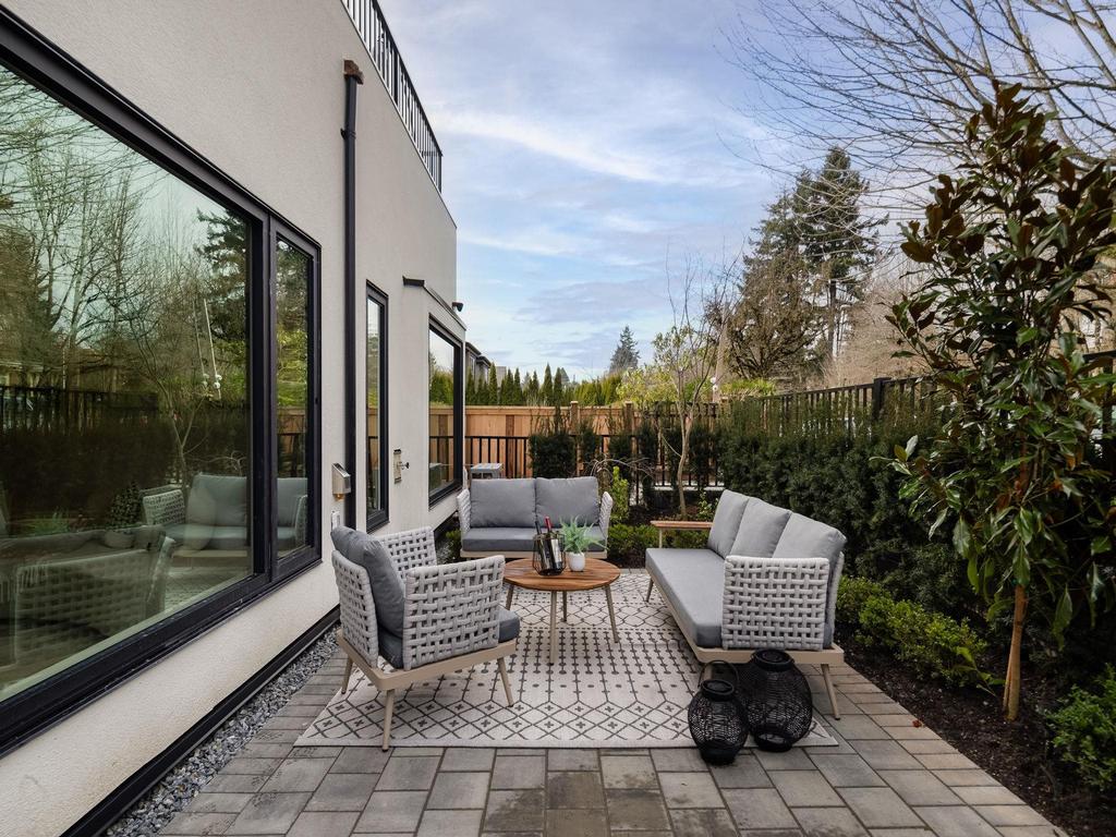 Listing Image for R3090826