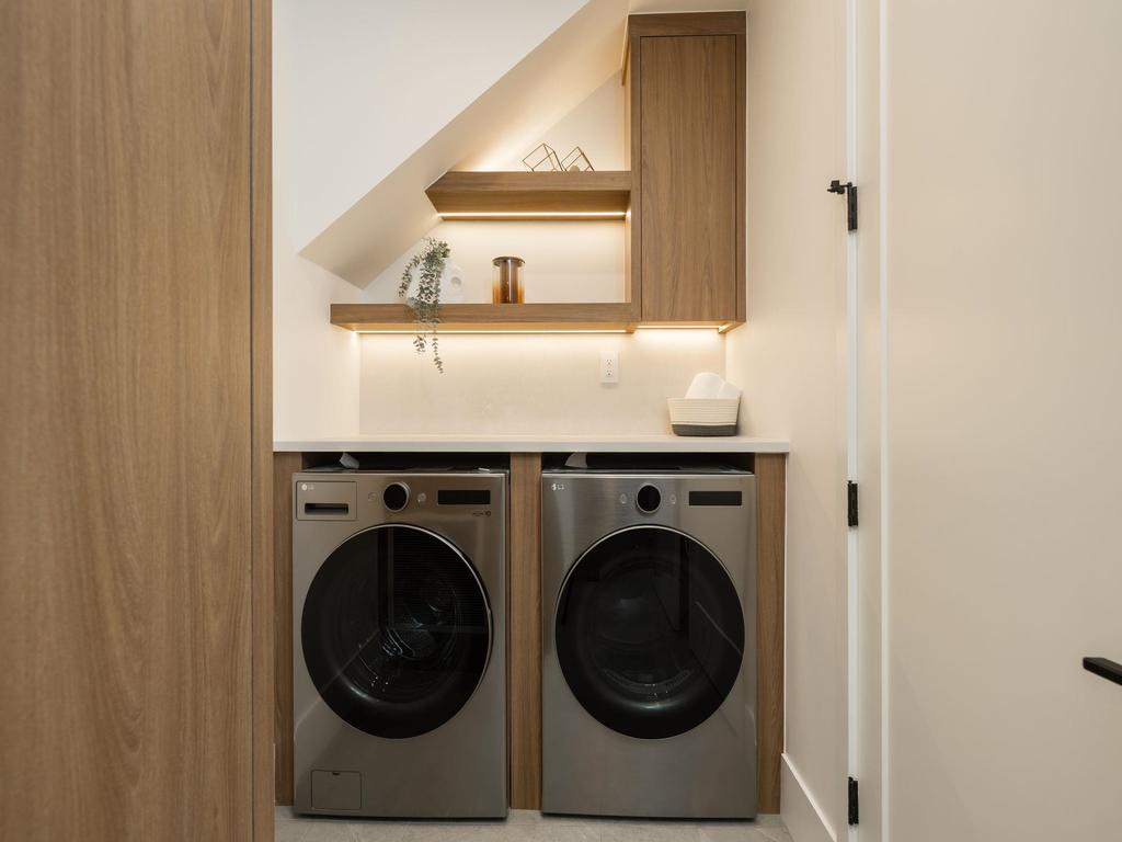 Listing Image for R3090826