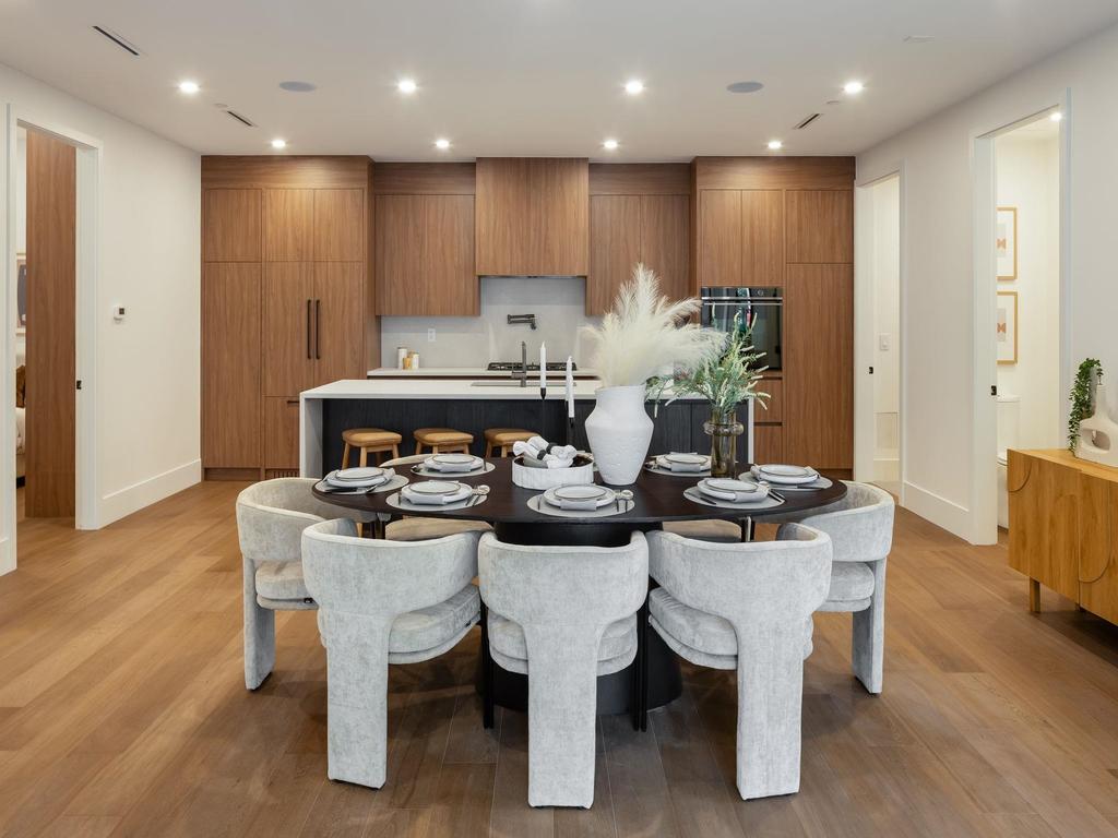 Listing Image for R3090826