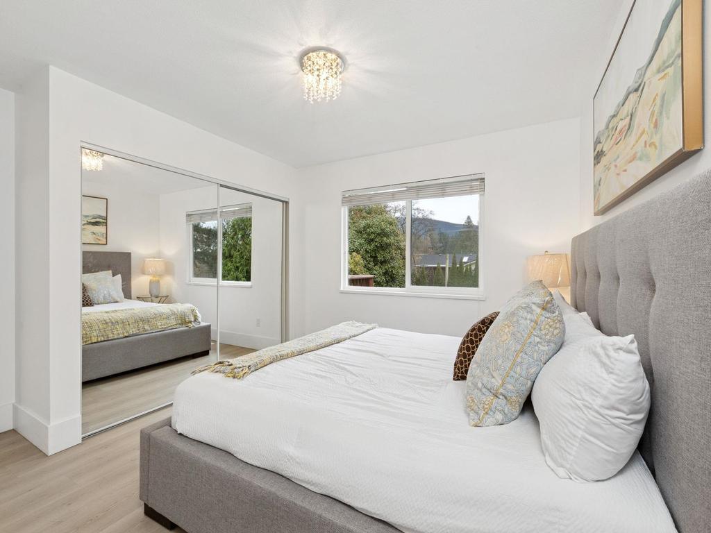 Listing Image for R3090845