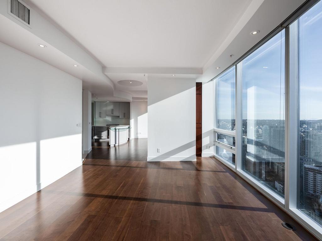 Listing Image for R3090864