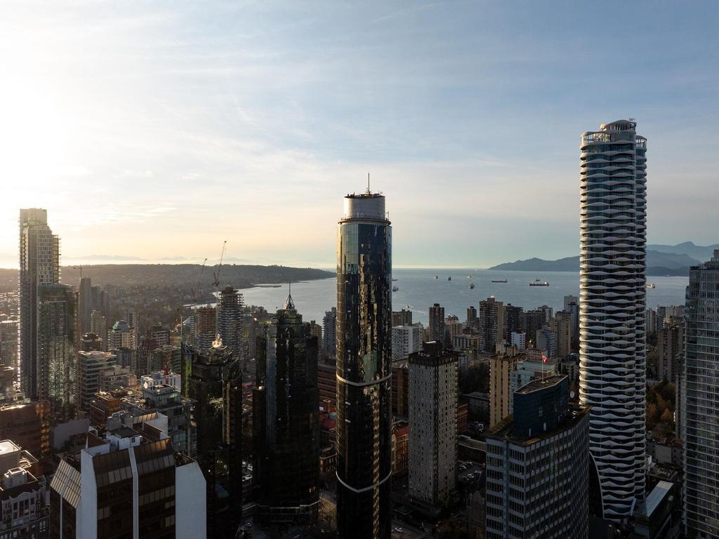 Listing Image for R3090864