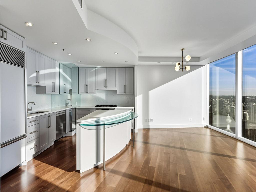 Listing Image for R3090864