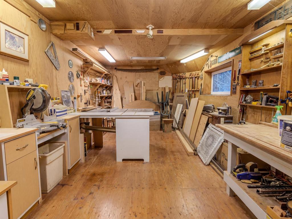 Listing Image for R3090877