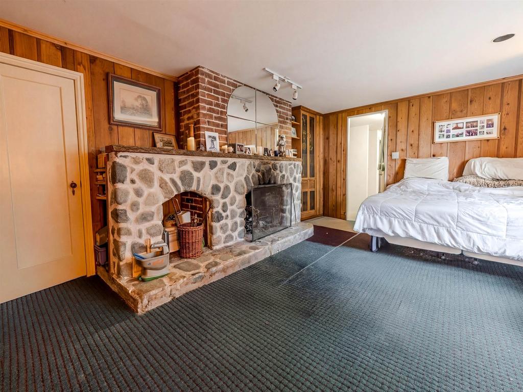 Listing Image for R3090877