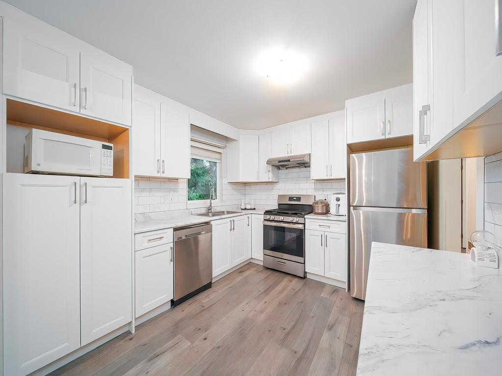 Listing Image for R3090878