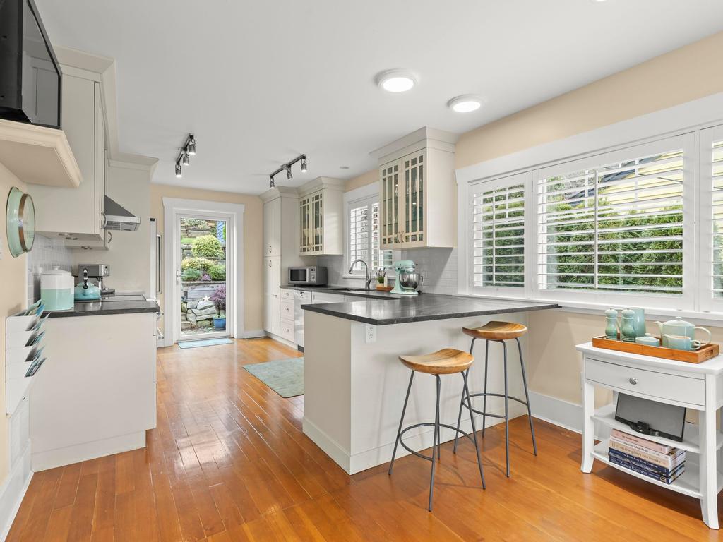 Listing Image for R3090880