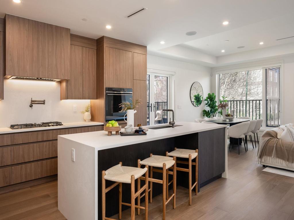 Listing Image for R3090893