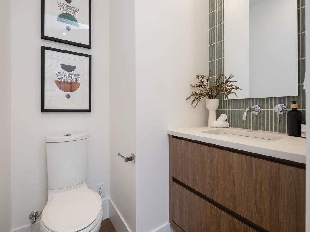 Listing Image for R3090893