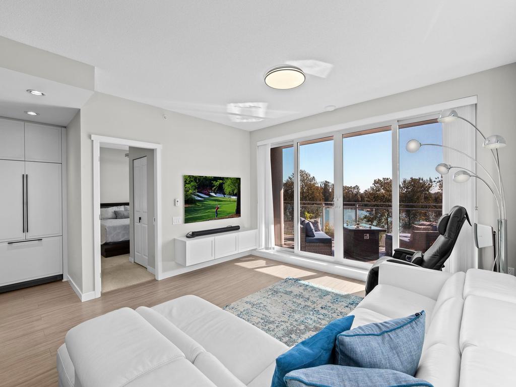 Listing Image for R3090898