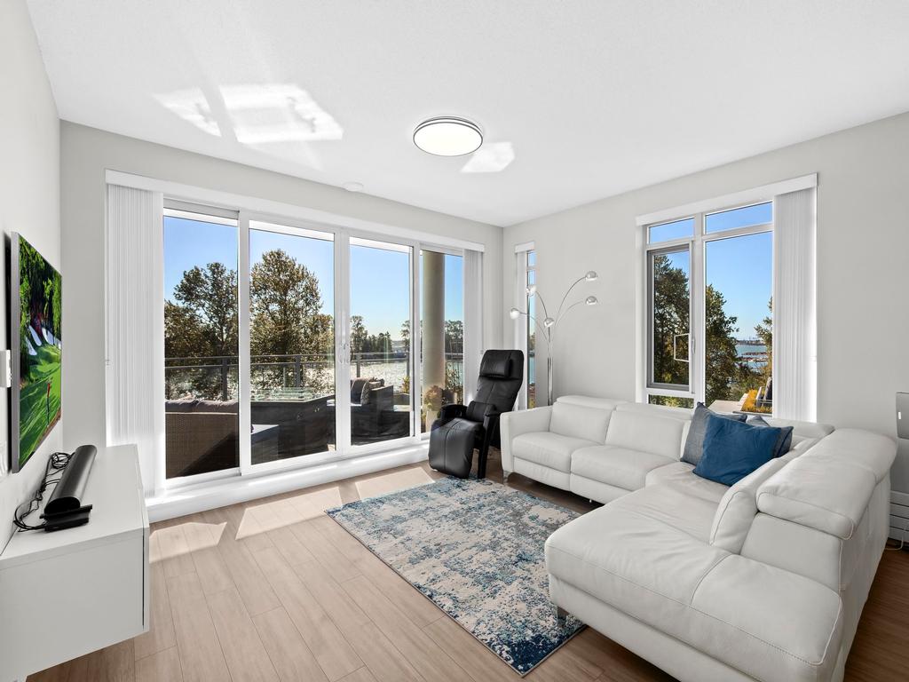 Listing Image for R3090898