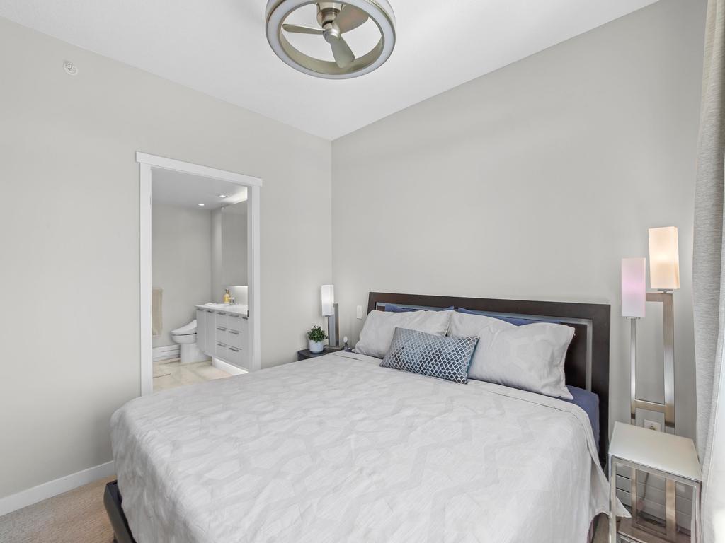 Listing Image for R3090898