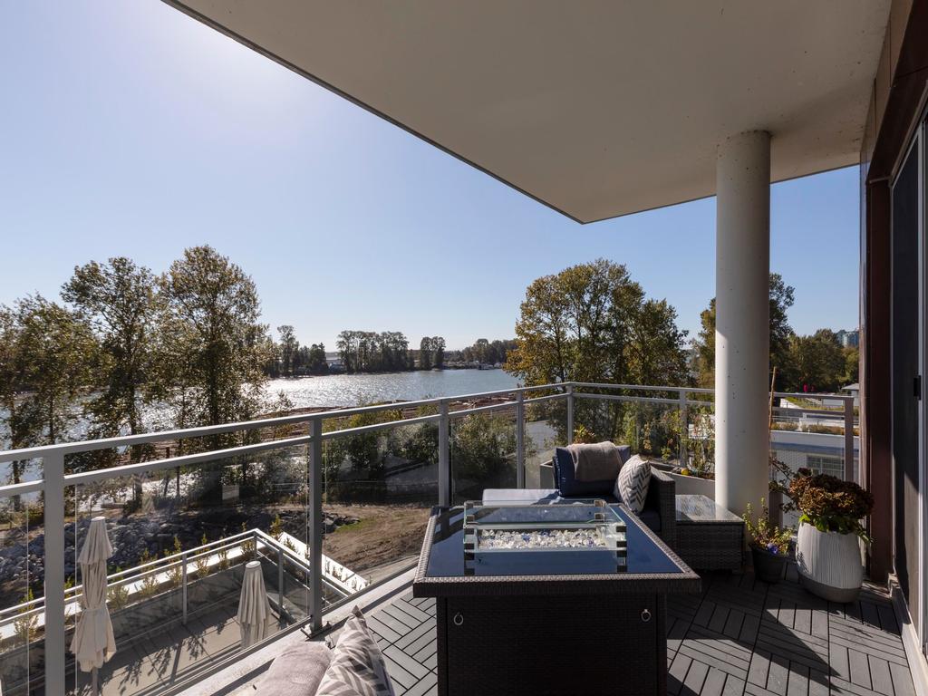 Listing Image for R3090898