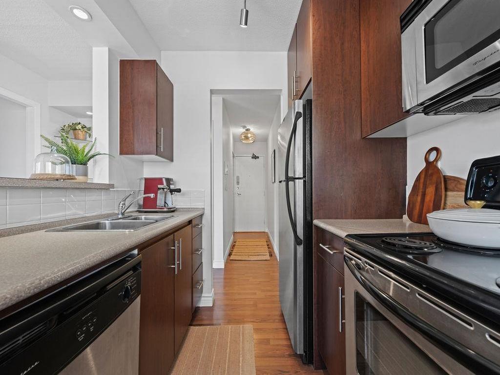 Listing Image for R3090903