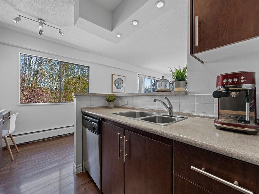 Listing Image for R3090903