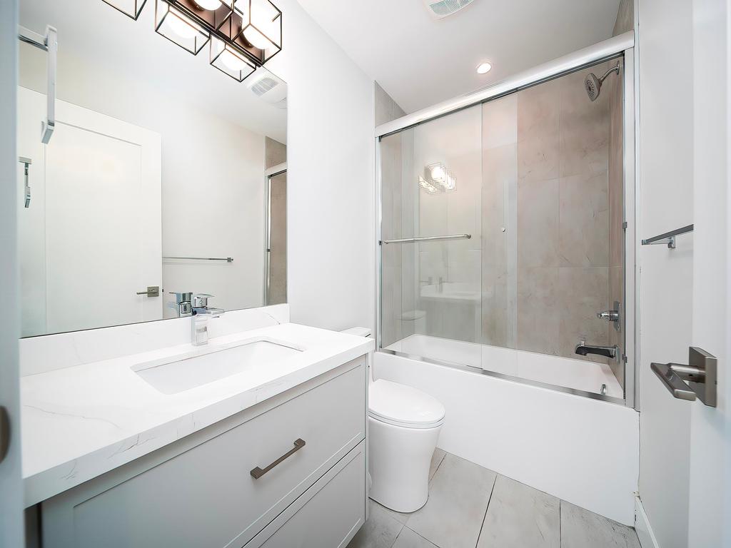 Listing Image for R3090911