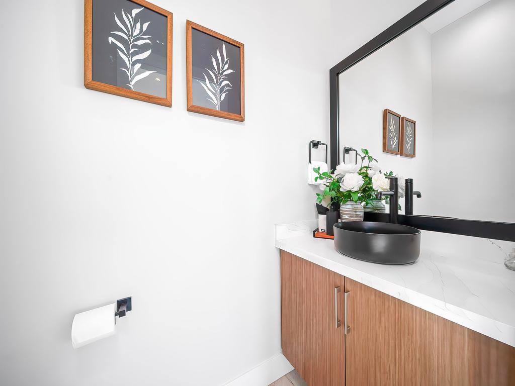 Listing Image for R3090911