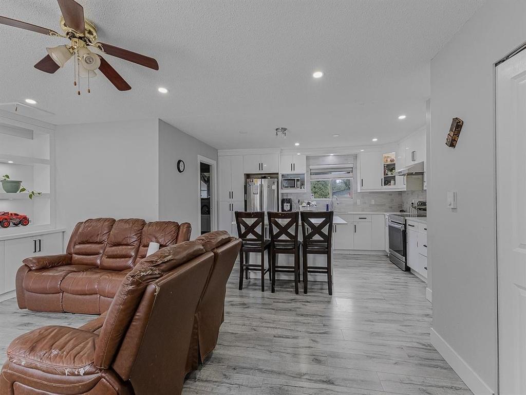 Listing Image for R3090912