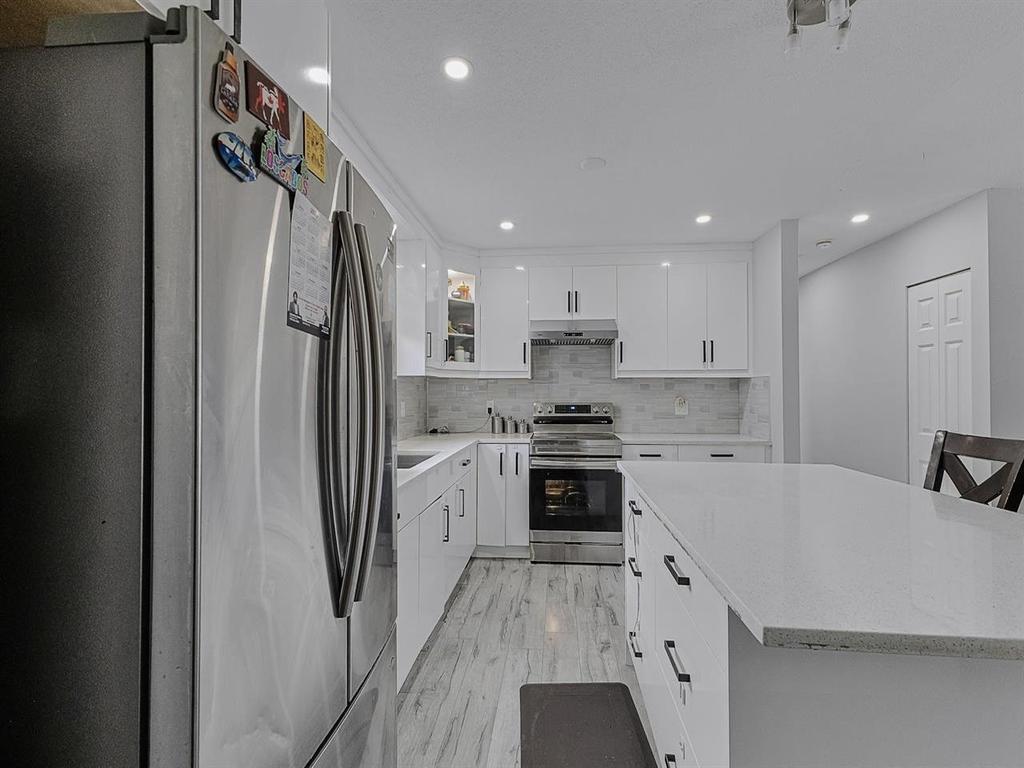 Listing Image for R3090912