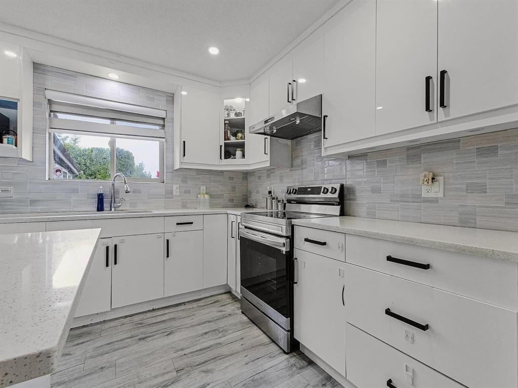 Listing Image for R3090912