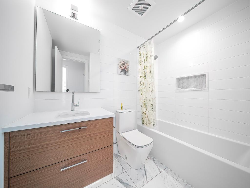 Listing Image for R3090916