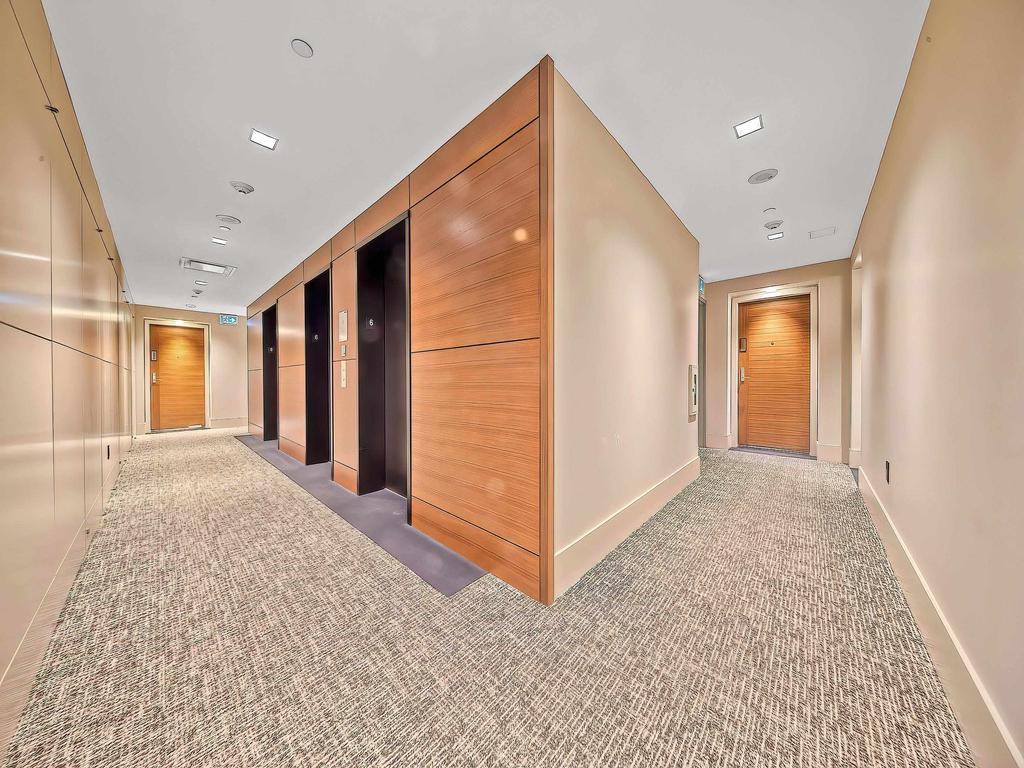 Listing Image for R3090916