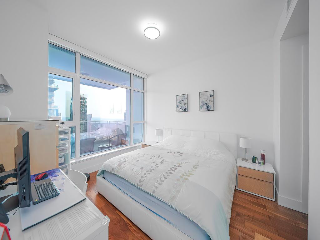 Listing Image for R3090916