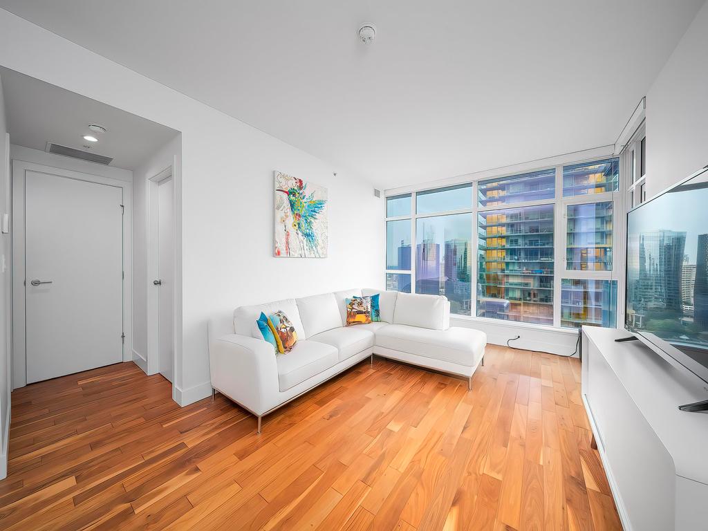 Listing Image for R3090916